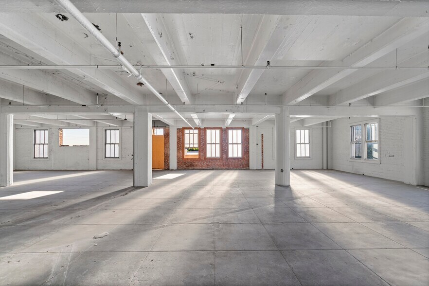 More Photos Of 800-810 Traction Ave, Los Angeles Office For Sale