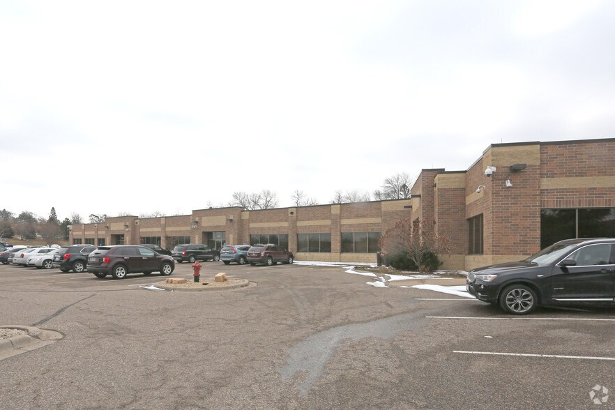 More Photos Of 1180 Centre Pointe Cir, Mendota Heights Office For Sale