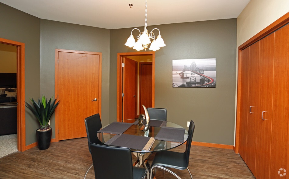 More Photos Of 401 N Washington St, Green Bay Apartments For Lease