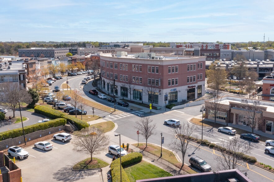 More Photos Of 2015 Ayrsley Town Blvd, Charlotte Unknown For Lease