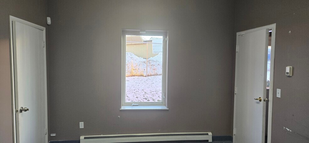 More Photos Of 1602 W Beall St, Bozeman Freestanding For Lease