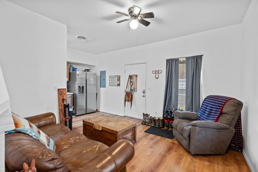 More Photos Of 140 S Chase St, Heppner Apartments For Sale