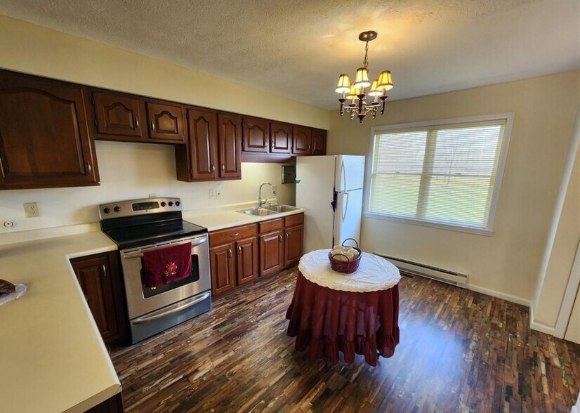 More Photos Of 3142 Mount Morris Geneseo Rd, Mount Morris Office Residential For Sale