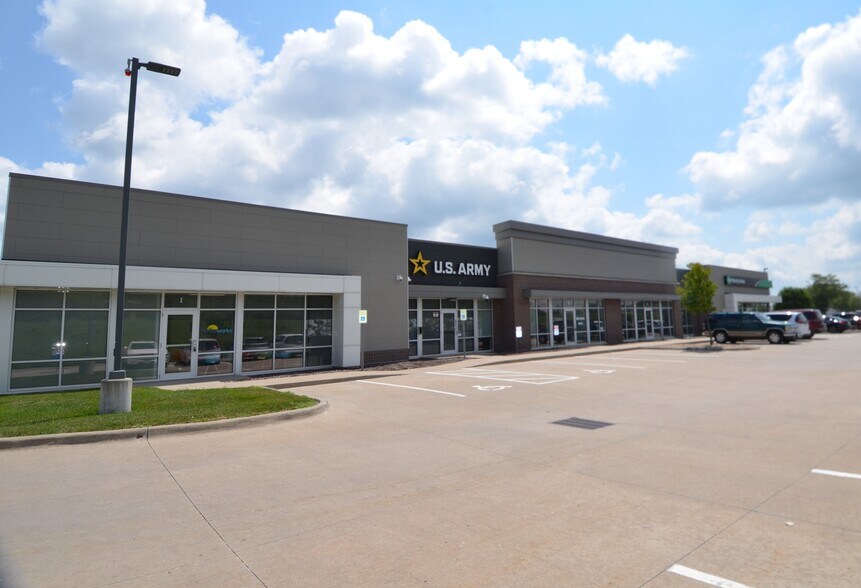 More Photos Of 1275 W Highway 1, Iowa City Storefront Retail Office For Lease