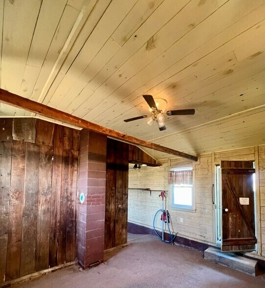 Primary Photo Of 408 Keystone Way, New Bloomfield Freestanding For Lease