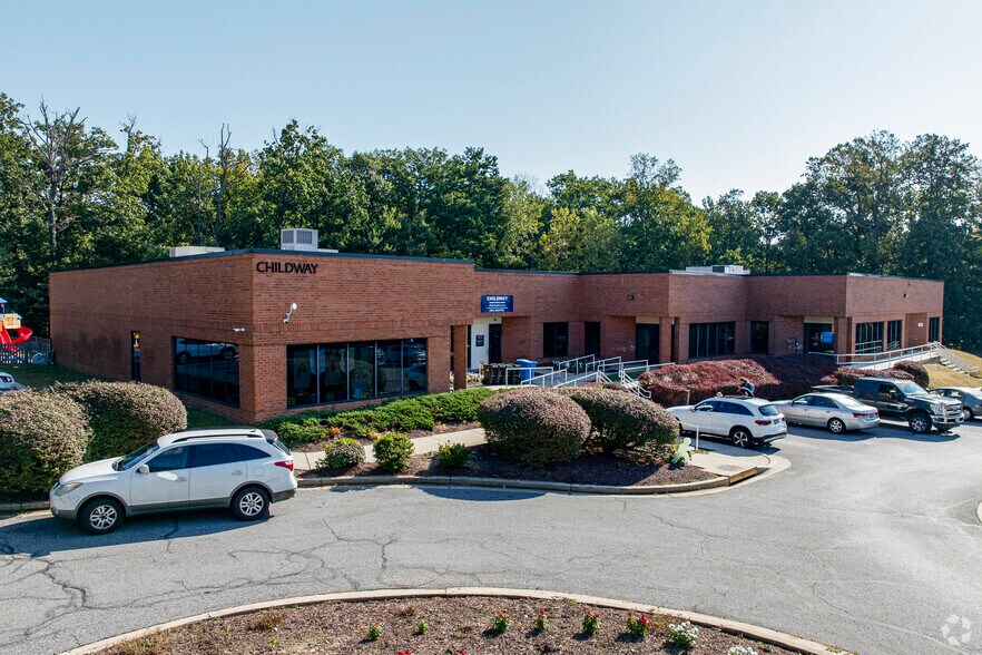 More Photos Of 4000 Blackburn Ln, Burtonsville Unknown For Lease