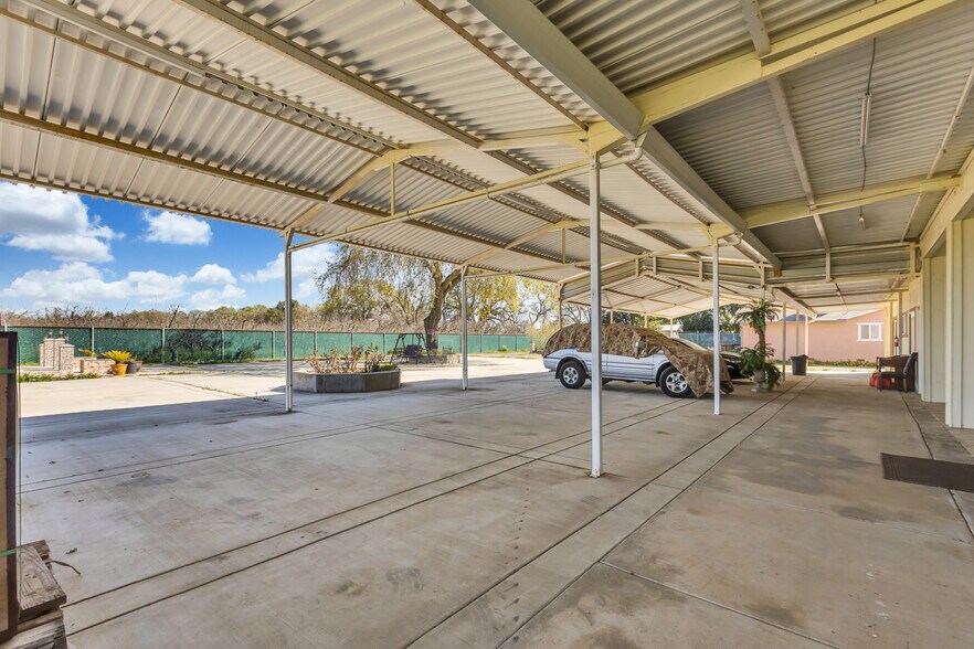 More Photos Of 9503 Barber Rd, Galt Land For Sale