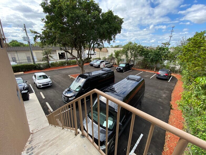 More Photos Of 1700 Old Okeechobee Rd, West Palm Beach Medical For Lease
