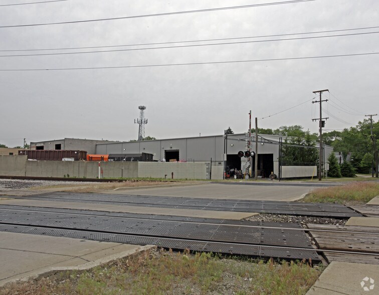 More Photos Of 414 E Hudson Ave, Royal Oak Recycling Center For Sale