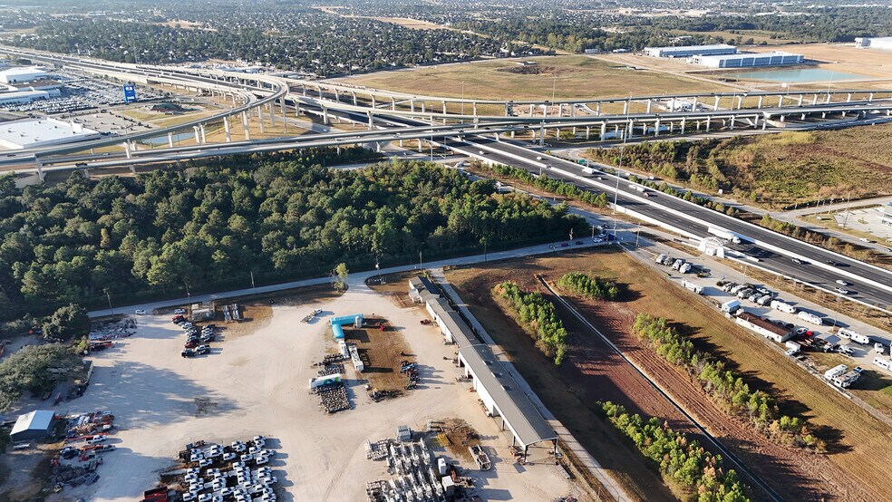 More Photos Of 12814 Boudreaux Rd, Tomball Manufacturing For Lease