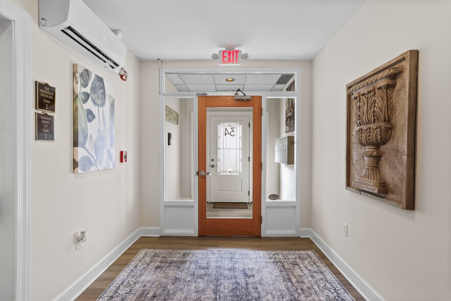 More Photos Of 34 W Franklin St, Hagerstown Apartments For Sale