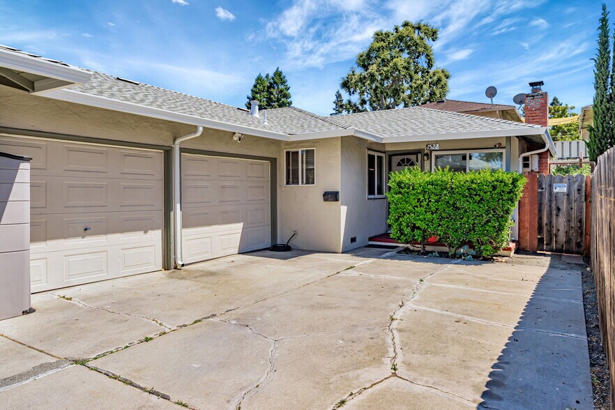 Primary Photo Of 1522 Hudson St, Redwood City Specialty For Sale