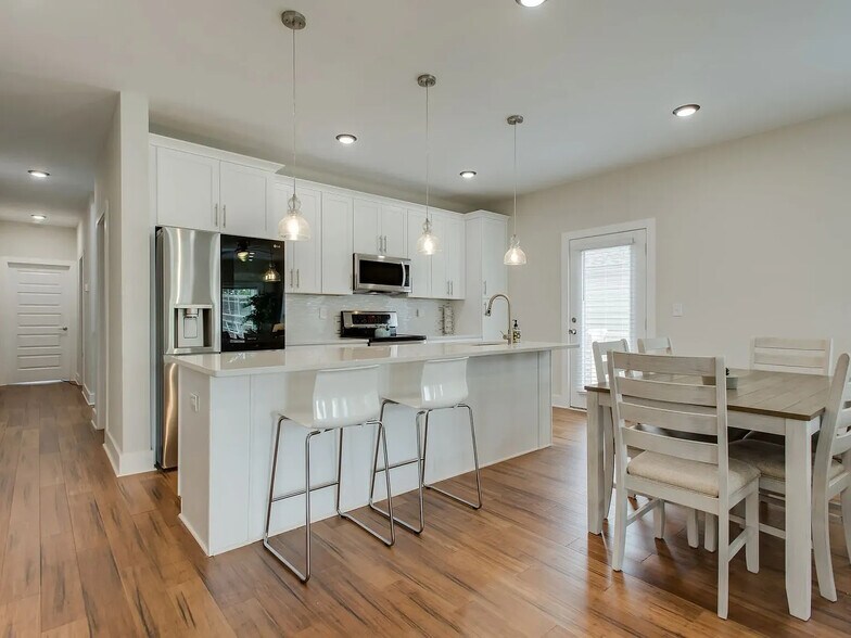 More Photos Of , Nashville Specialty For Sale