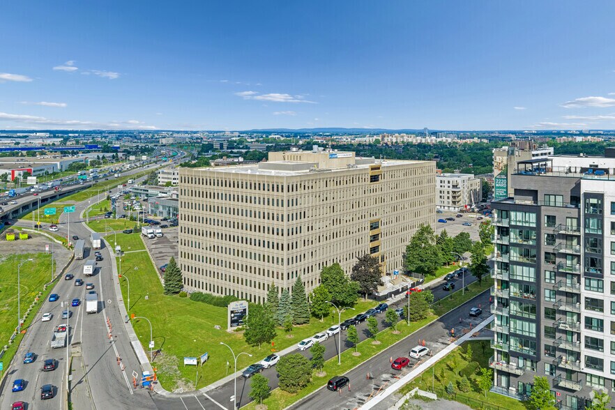 More Photos Of 100 Boul Alexis-Nihon, Montréal Office For Lease