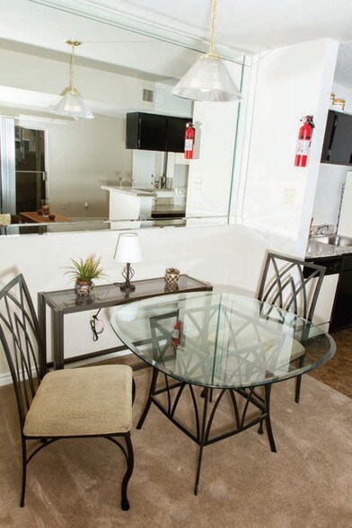 More Photos Of 12803 Northborough Dr, Houston Apartments For Sale