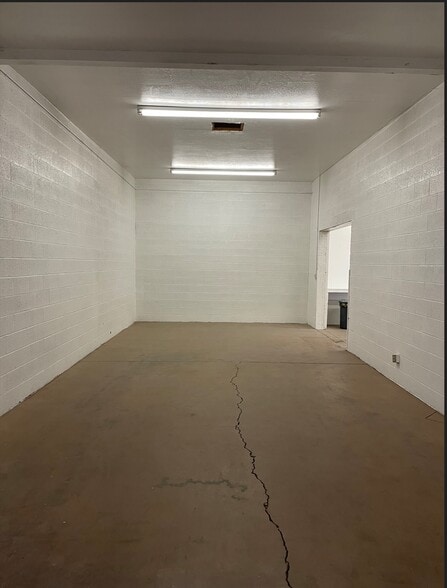 More Photos Of 4221 E Thomas Rd, Phoenix Freestanding For Sale