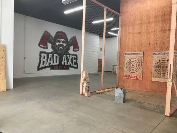 More Photos Of 2505 NE Kennedy St, Minneapolis Light Manufacturing For Lease