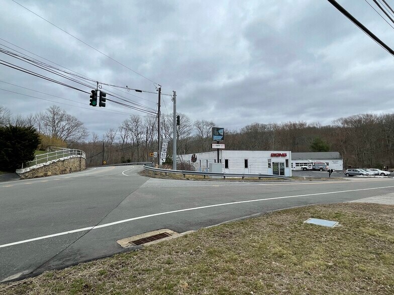 More Photos Of 1531 Route 163, Oakdale Auto Repair For Sale