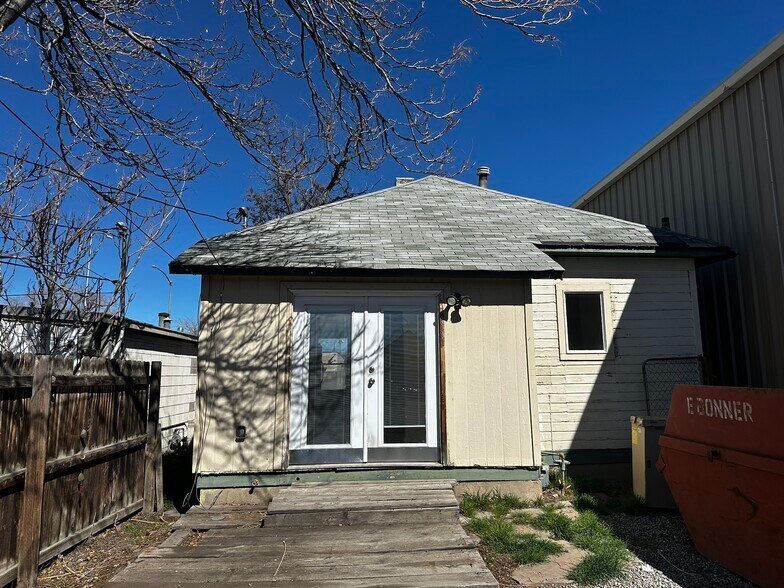 More Photos Of 321 Pitkin Ave, Grand Junction Flex For Sale