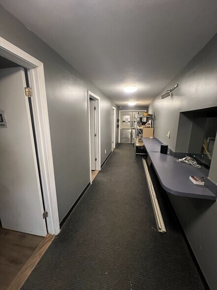 More Photos Of 505 Mitchell Ave, Syracuse Flex For Lease