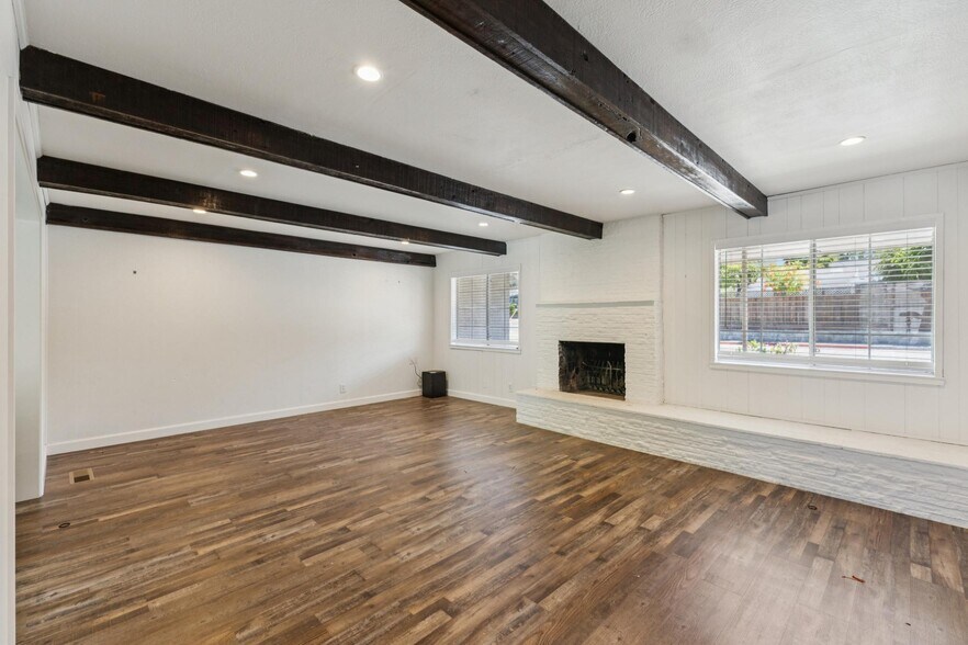 More Photos Of 3851 Vineyard Ave, Pleasanton Multifamily For Sale
