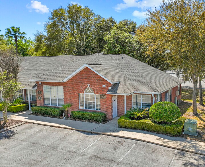 More Photos Of 6817 Southpoint Pky, Jacksonville Loft Creative Space For Lease