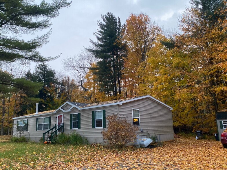 More Photos Of 12425 Timber Trl, Adams Center Manufactured Housing Mobile Home Park For Sale