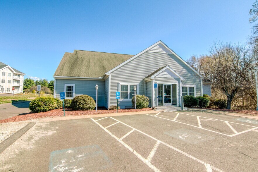 Primary Photo Of 800 College Hwy, Southwick Medical For Sale