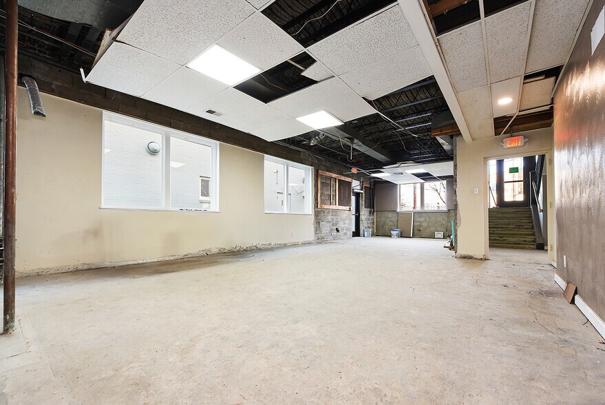 More Photos Of 929 Park Ave, Pittsburgh General Retail For Sale