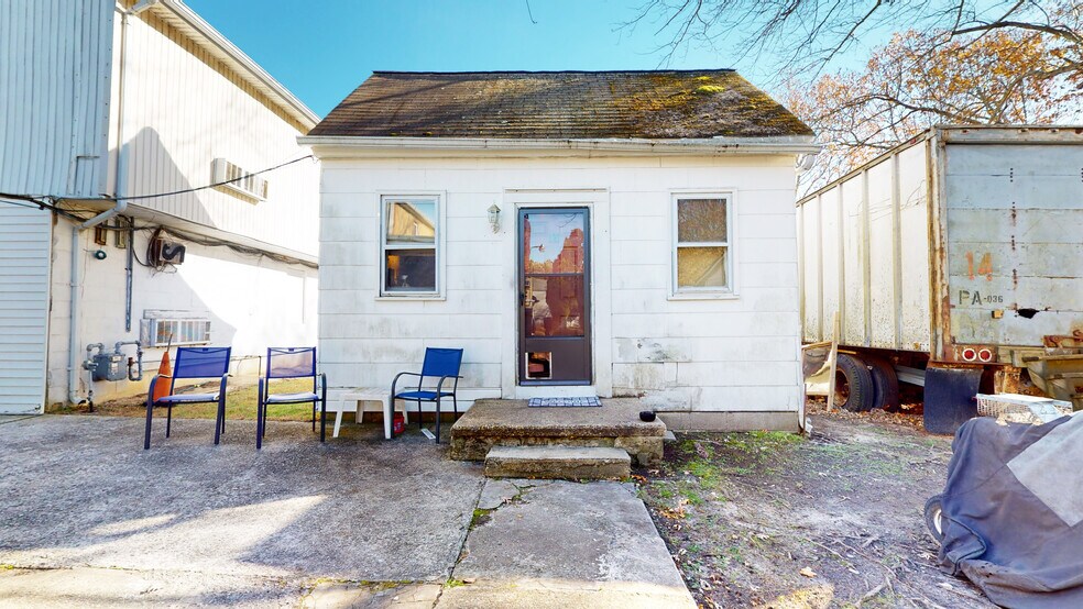 More Photos Of 930 White Horse Pike, Absecon Hotel For Sale