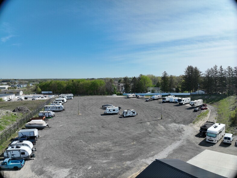 More Photos Of 3556 Marnie Ave, Waterloo Self Storage For Sale