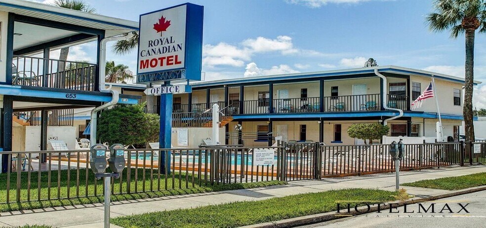 More Photos Of 653 Mandalay Ave, Clearwater Beach Hotel For Sale