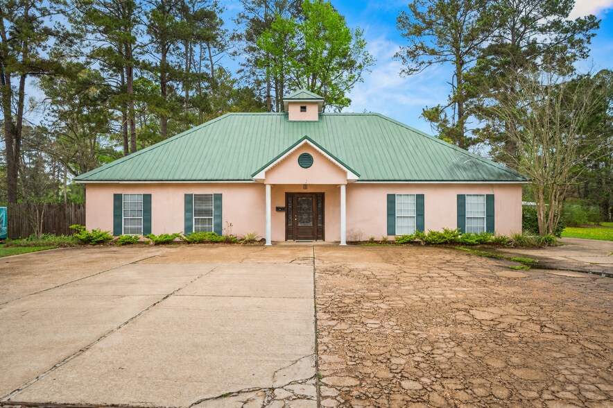 Primary Photo Of 1603 Melrose St, Pineville Office For Sale