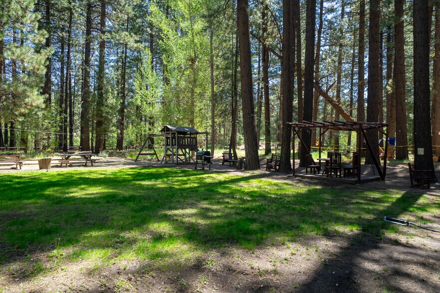 More Photos Of 42268 Moonridge Rd, Big Bear Lake Hotel For Sale