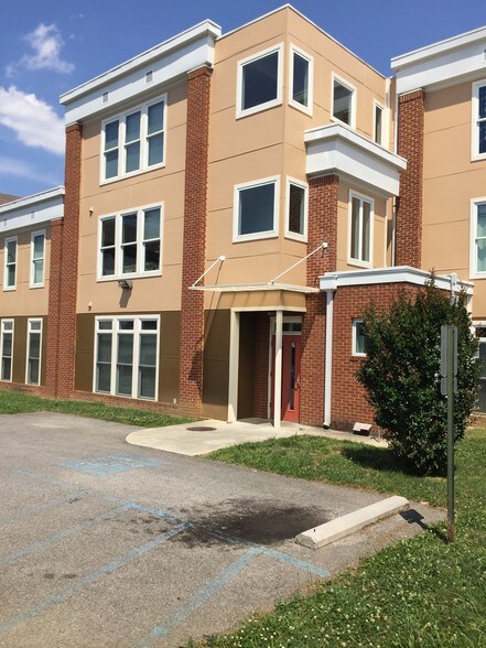 More Photos Of 1808 Cowart St, Chattanooga Apartments For Sale