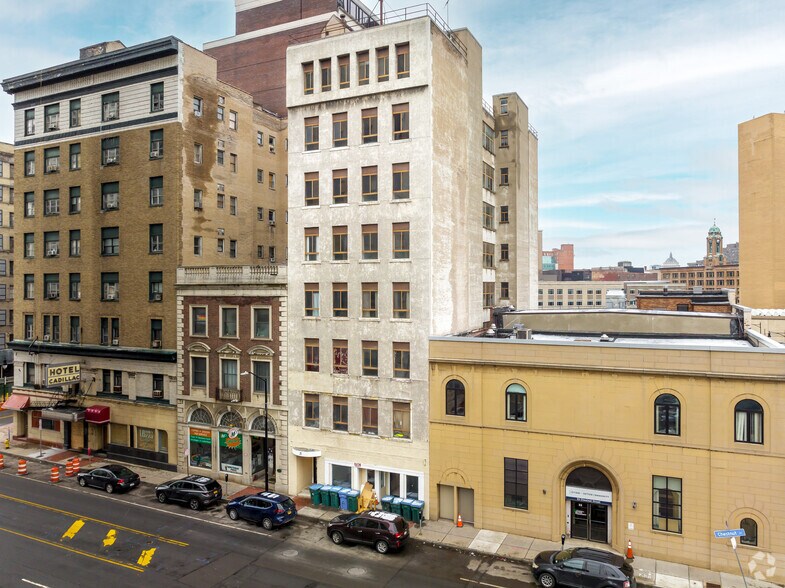 More Photos Of 35 Chestnut St, Rochester Apartments For Sale