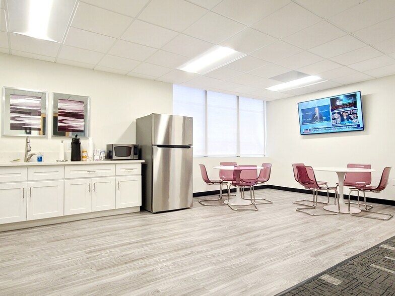 More Photos Of 3610 Central Ave, Riverside Coworking Space