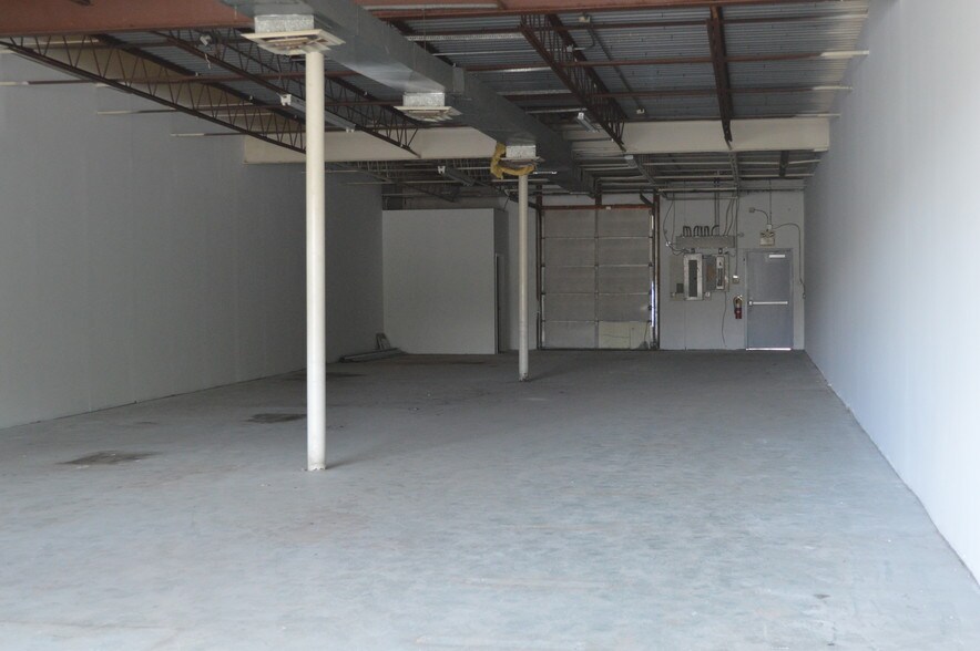 More Photos Of Kuser Rd @ Whitehorse Hamilton Rd, Trenton Unknown For Lease