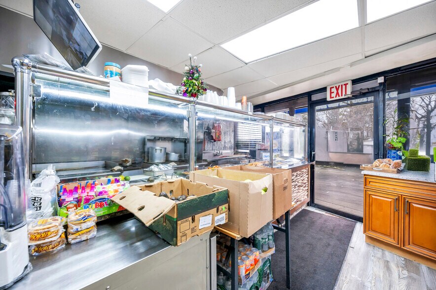 More Photos Of 307 Clinton St, Hempstead Storefront Retail Residential For Sale