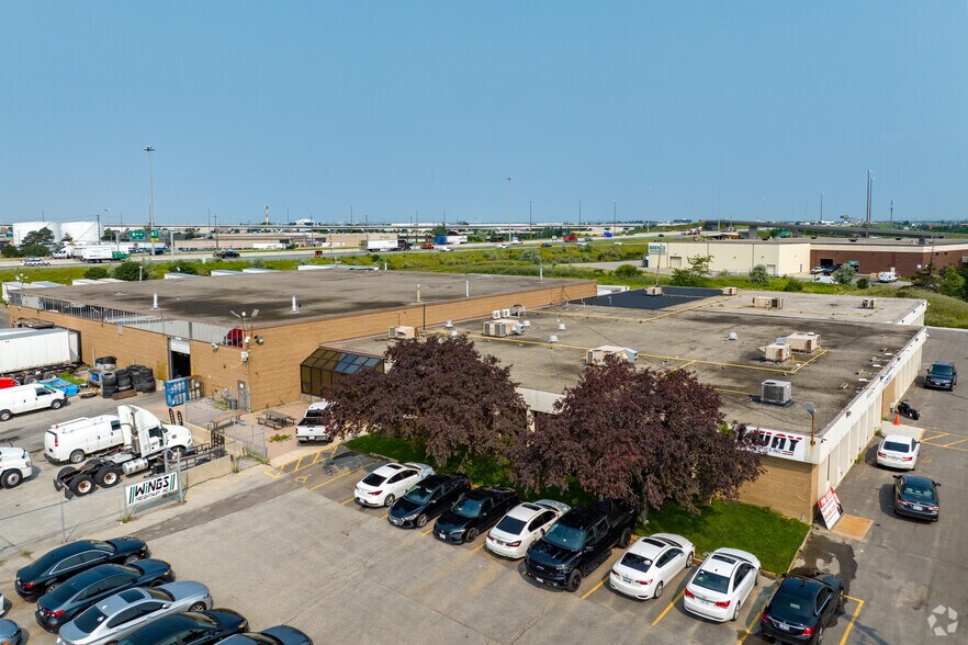 More Photos Of 51 Worcester Rd, Toronto Manufacturing For Sale