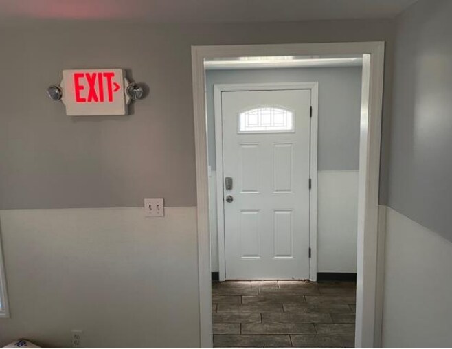 More Photos Of 725 N Wood Ave, Linden Office For Lease
