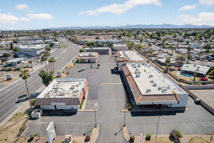 More Photos Of 11846 N 28th Dr, Phoenix Freestanding For Sale