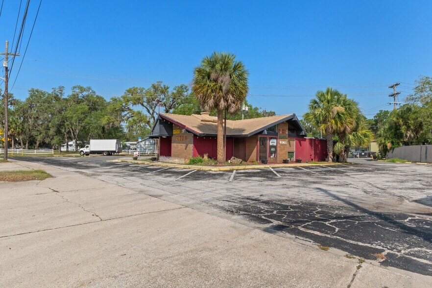 More Photos Of 5545 E Silver Springs Blvd, Silver Springs Restaurant For Sale