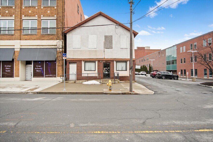 Primary Photo Of 116 Franklin Ave, Scranton Storefront Retail Office For Sale