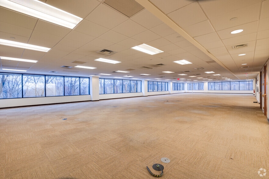 More Photos Of 120 Mountainview Blvd, Basking Ridge Office For Sale