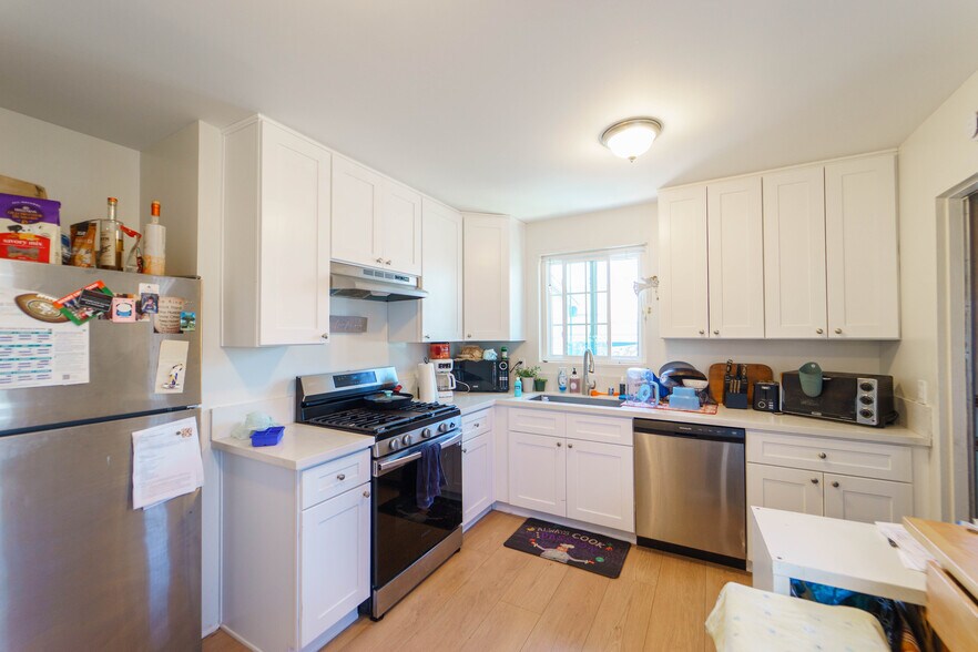 More Photos Of 7453 Fulton St, San Diego Multifamily For Sale