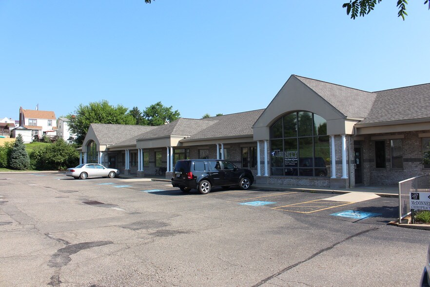 Primary Photo Of 2315 Sunset Blvd, Steubenville Medical For Lease