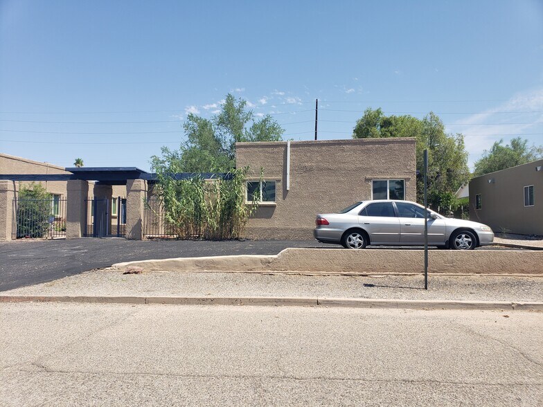 More Photos Of 1111-1119 E Adams St, Tucson Apartments For Sale