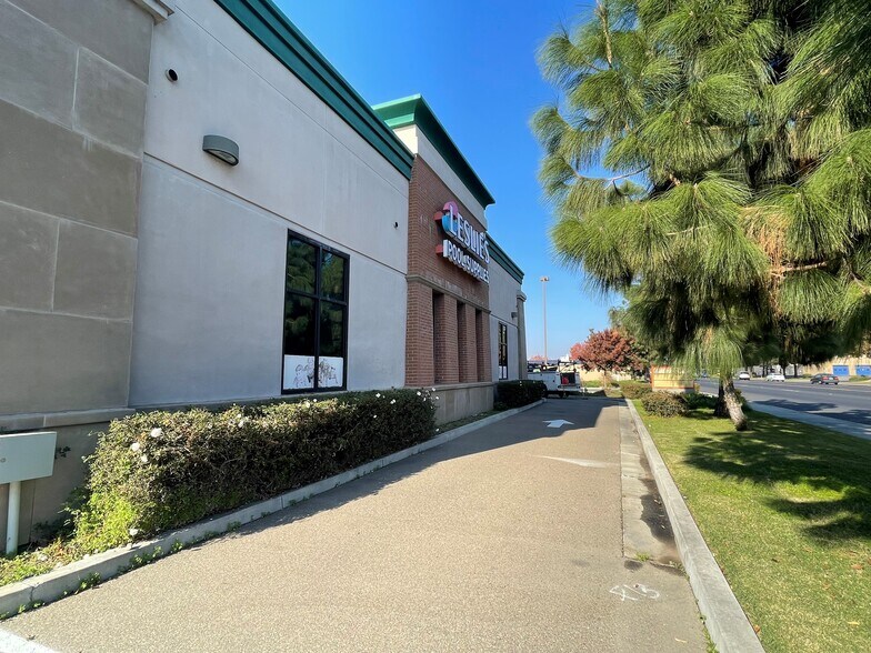 More Photos Of 1725 Mitchell Rd, Ceres Bank For Sale