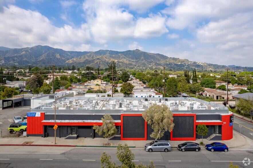 More Photos Of 6222 San Fernando Rd, Glendale Restaurant For Lease